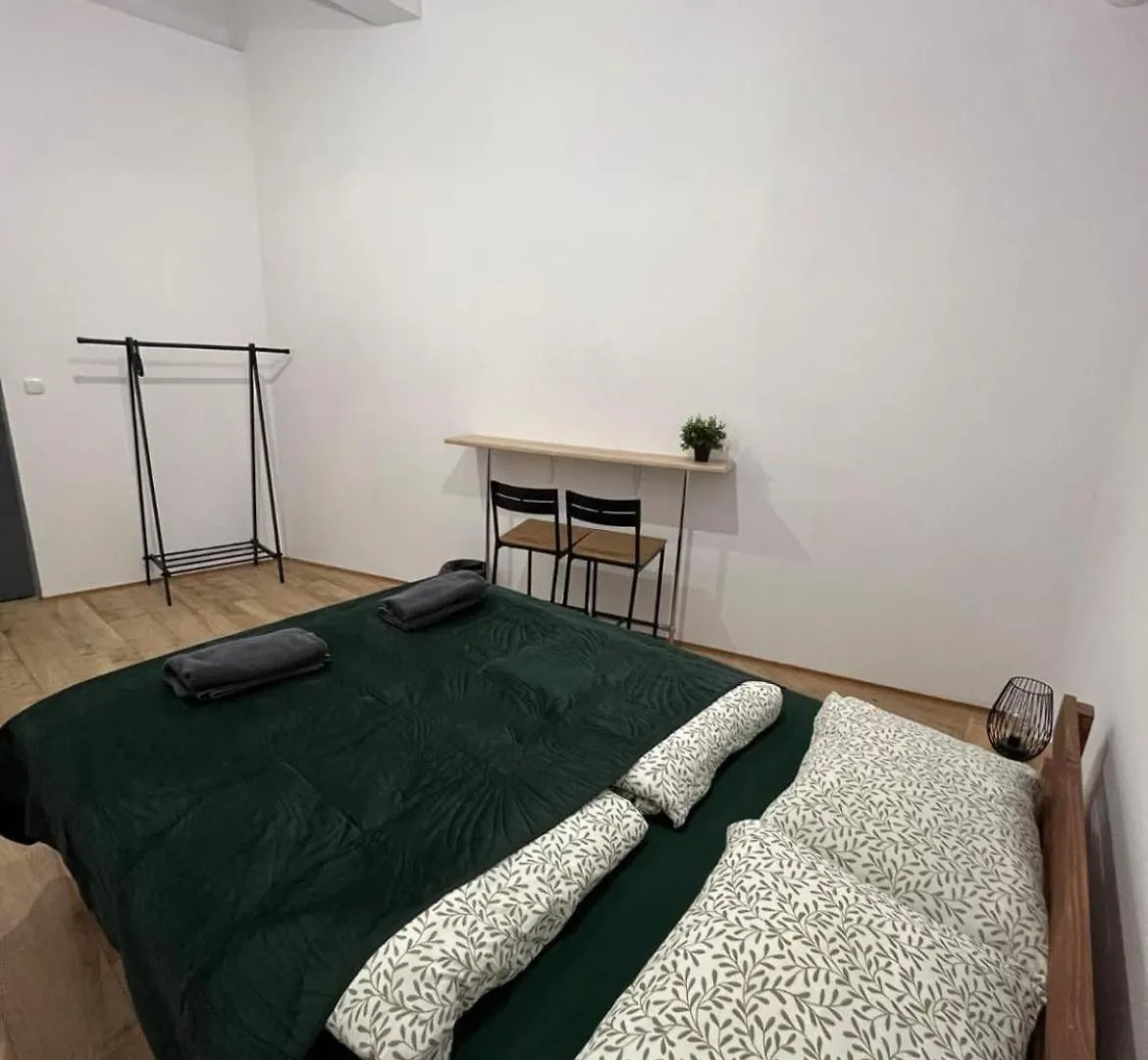 Nice Room In Old Town Краков Апартаменты