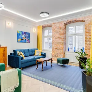 Pleasant ~ 700m Main Square - Self Check-in 24h Apartment Breslau